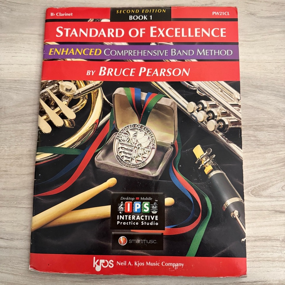 Standard of Excellence Book 1 for B♭ Clarinet by Bruce Pearson
